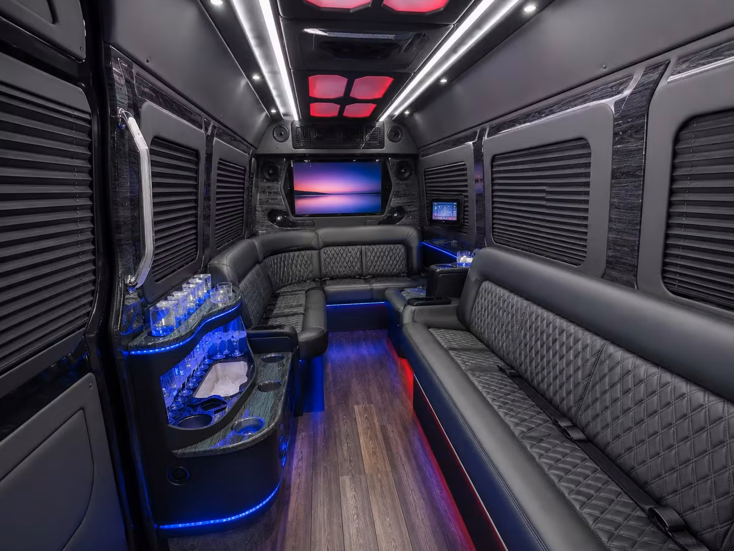 airport shuttle transportation for government and military personnel flying through newark liberty