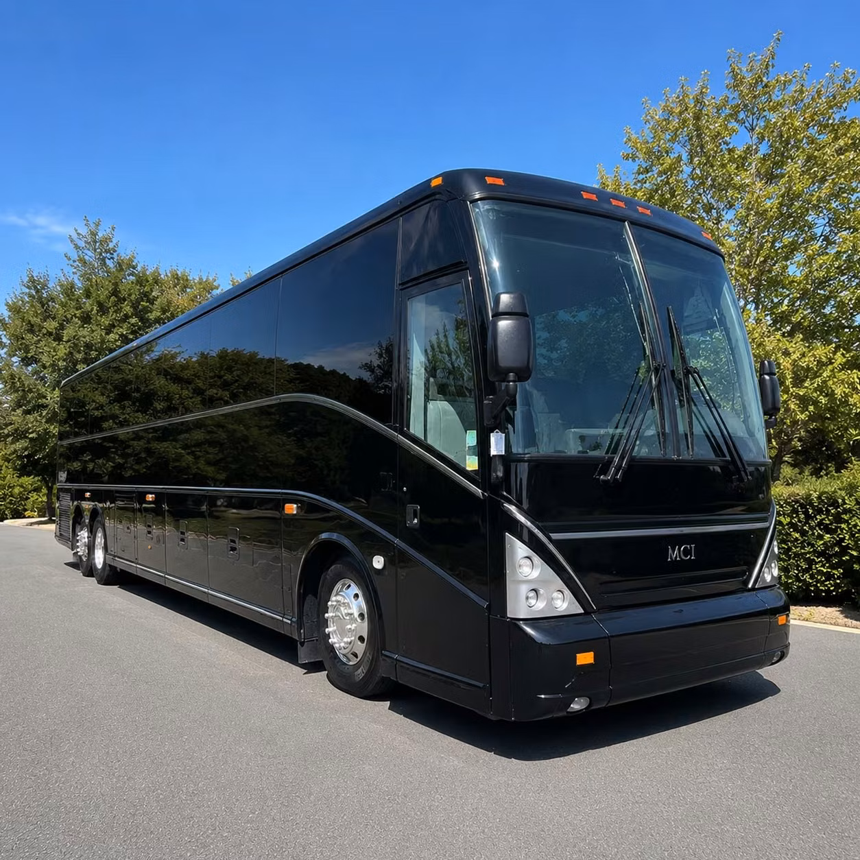 finding group transportation for newark liberty airport transfers has never been easier