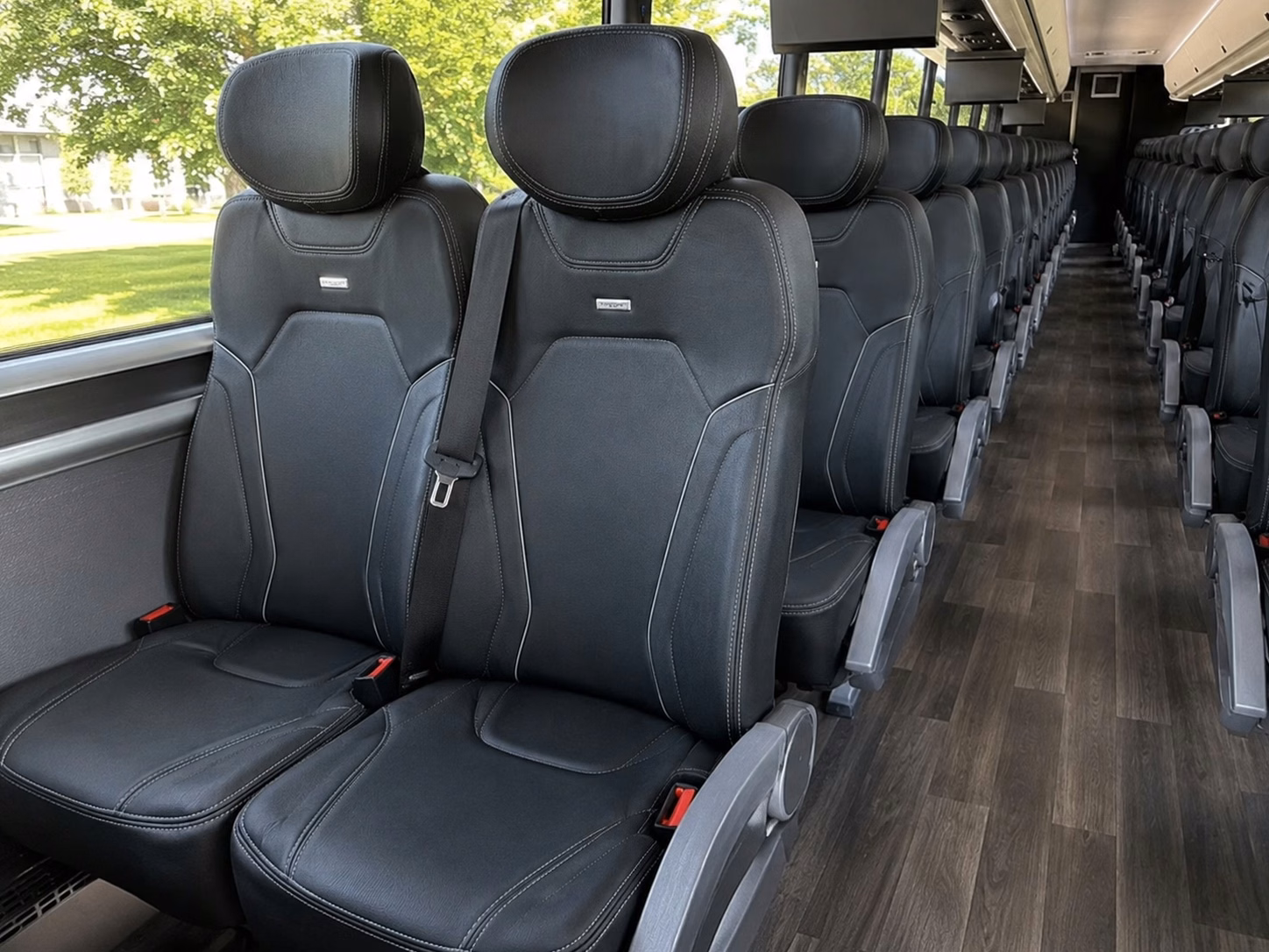 guest shuttle buses between woodbridge hotels and wedding venues