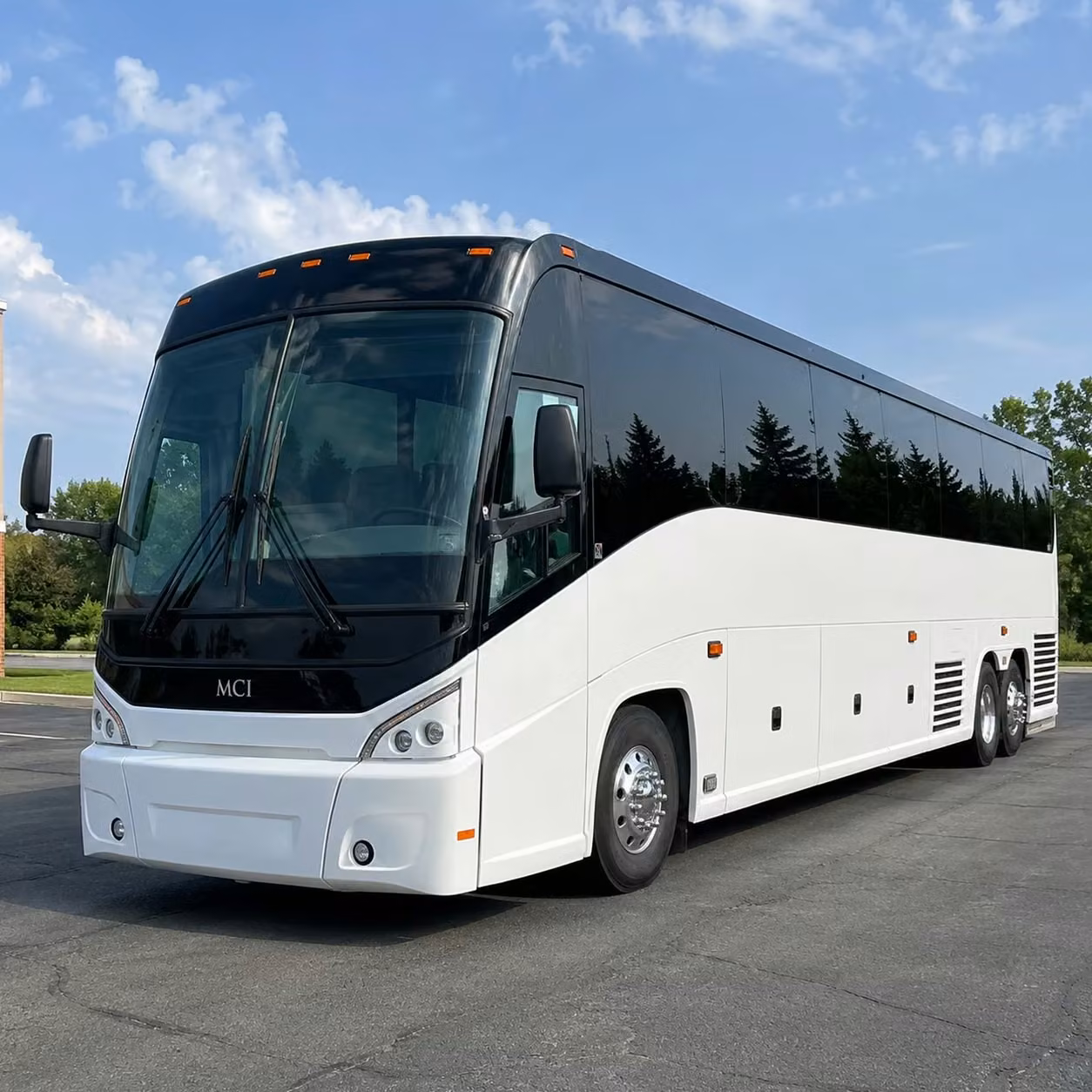 woodbridge charter bus rental exterior